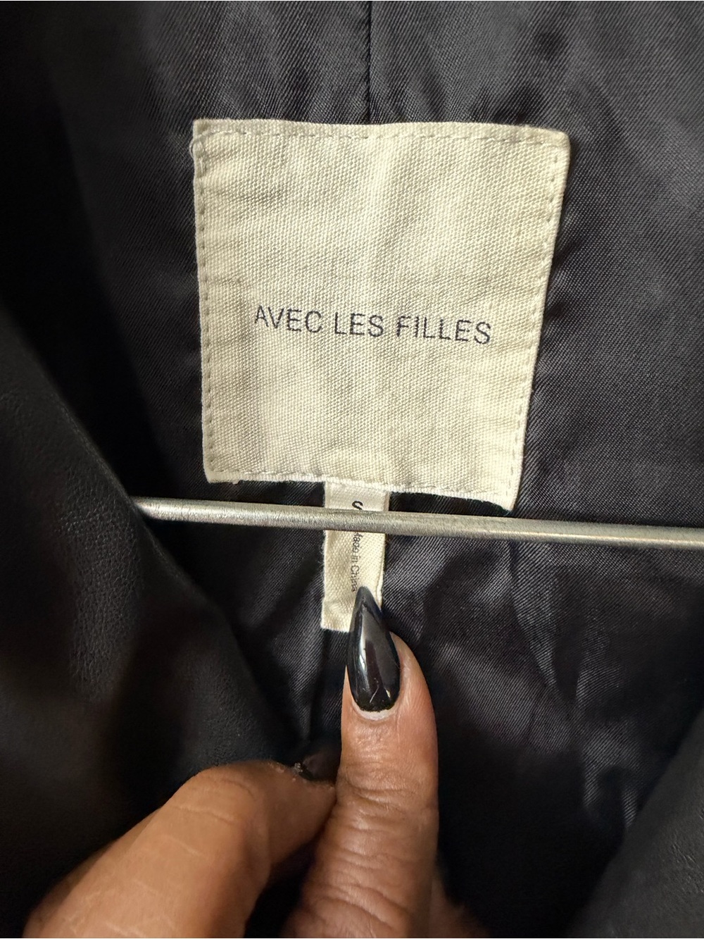 Avec les filles faux leather cropped trench jacket in black - Picture 5 of 5